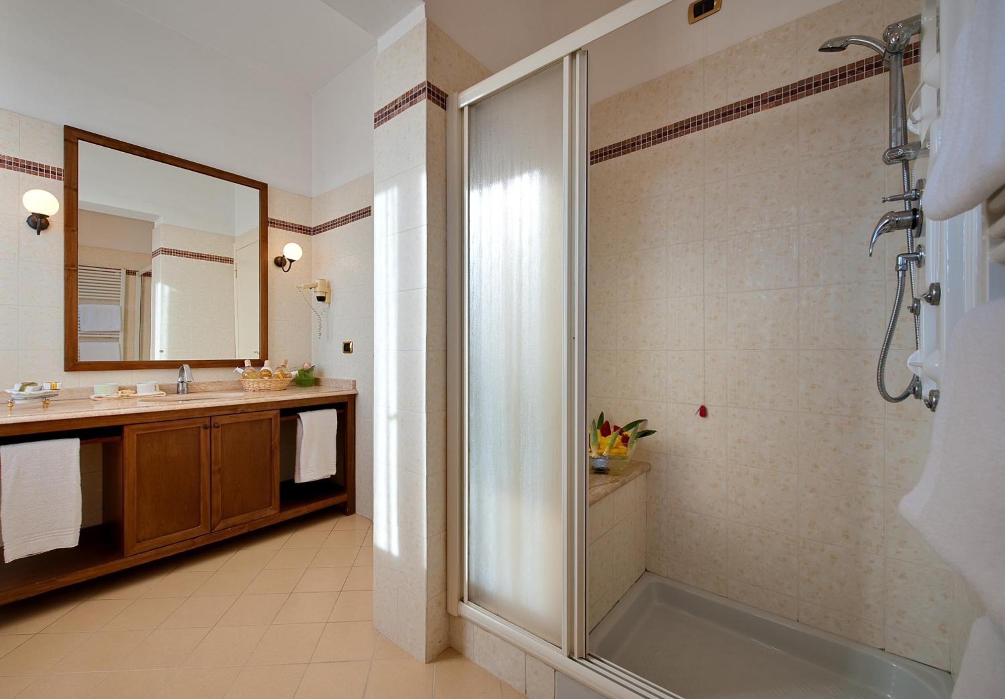 Grand Hotel Nizza Et Suisse Montecatini-Terme Esterno foto